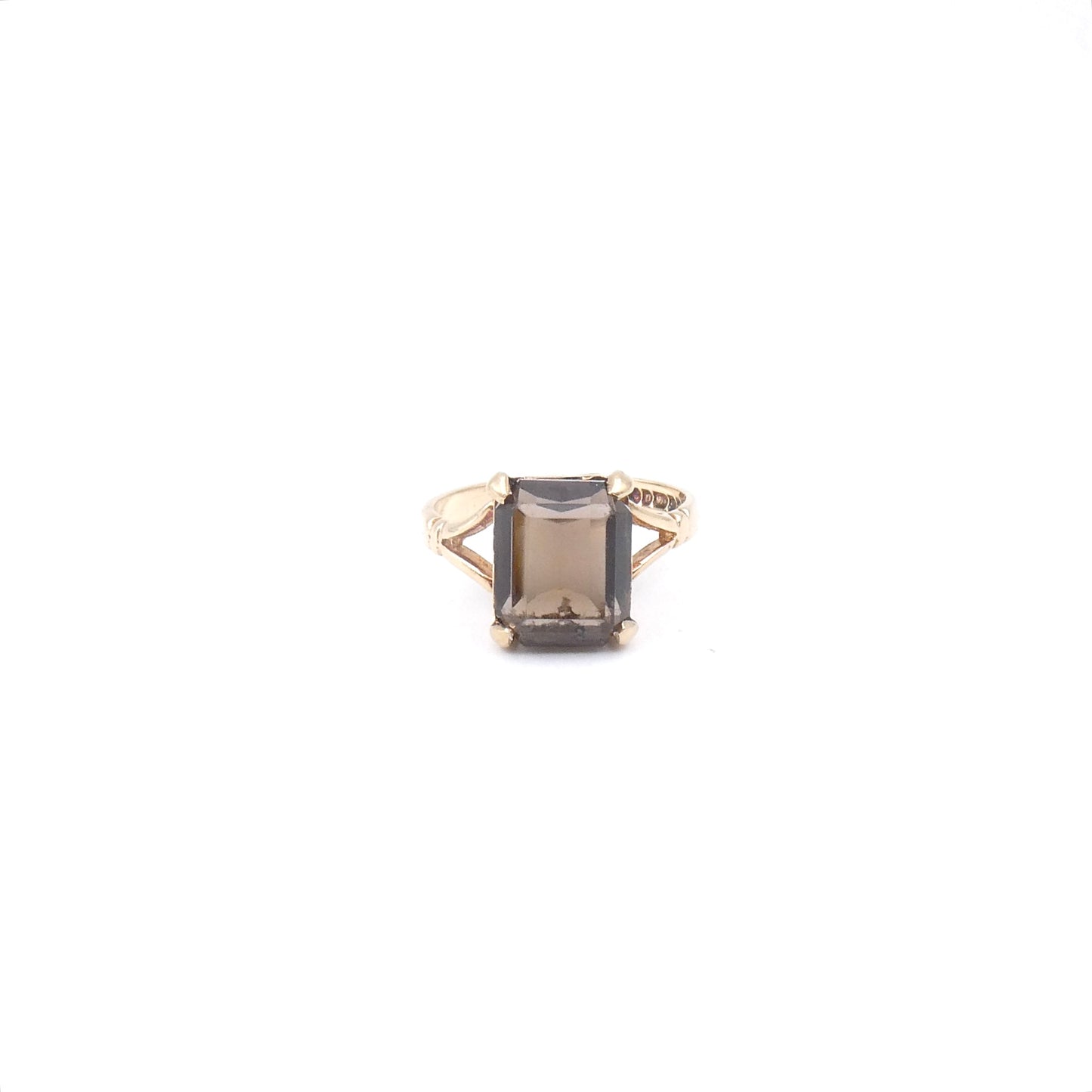Vintage smoky quartz ring set in 9kt gold, a lovely clear translucent gemstone.