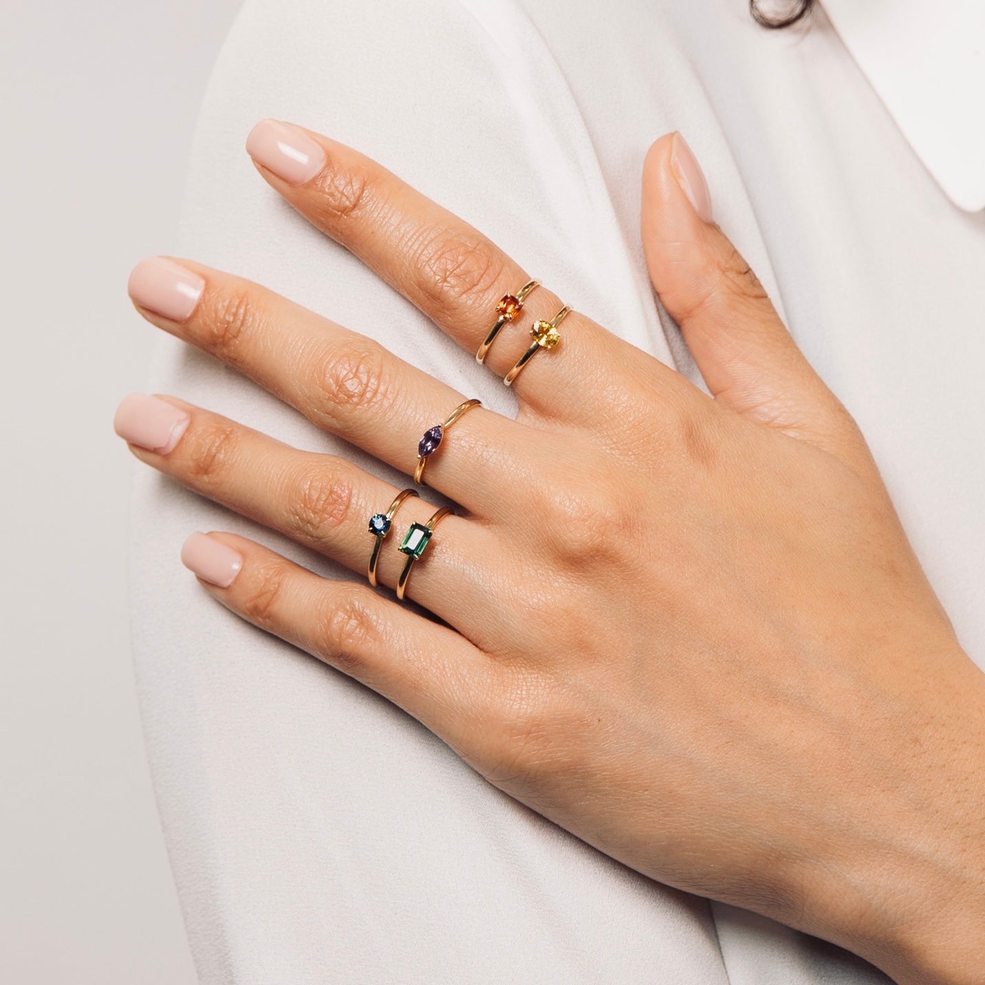 An Orange Sapphire cushion cut ring ring, a fine 9kt gold ring.