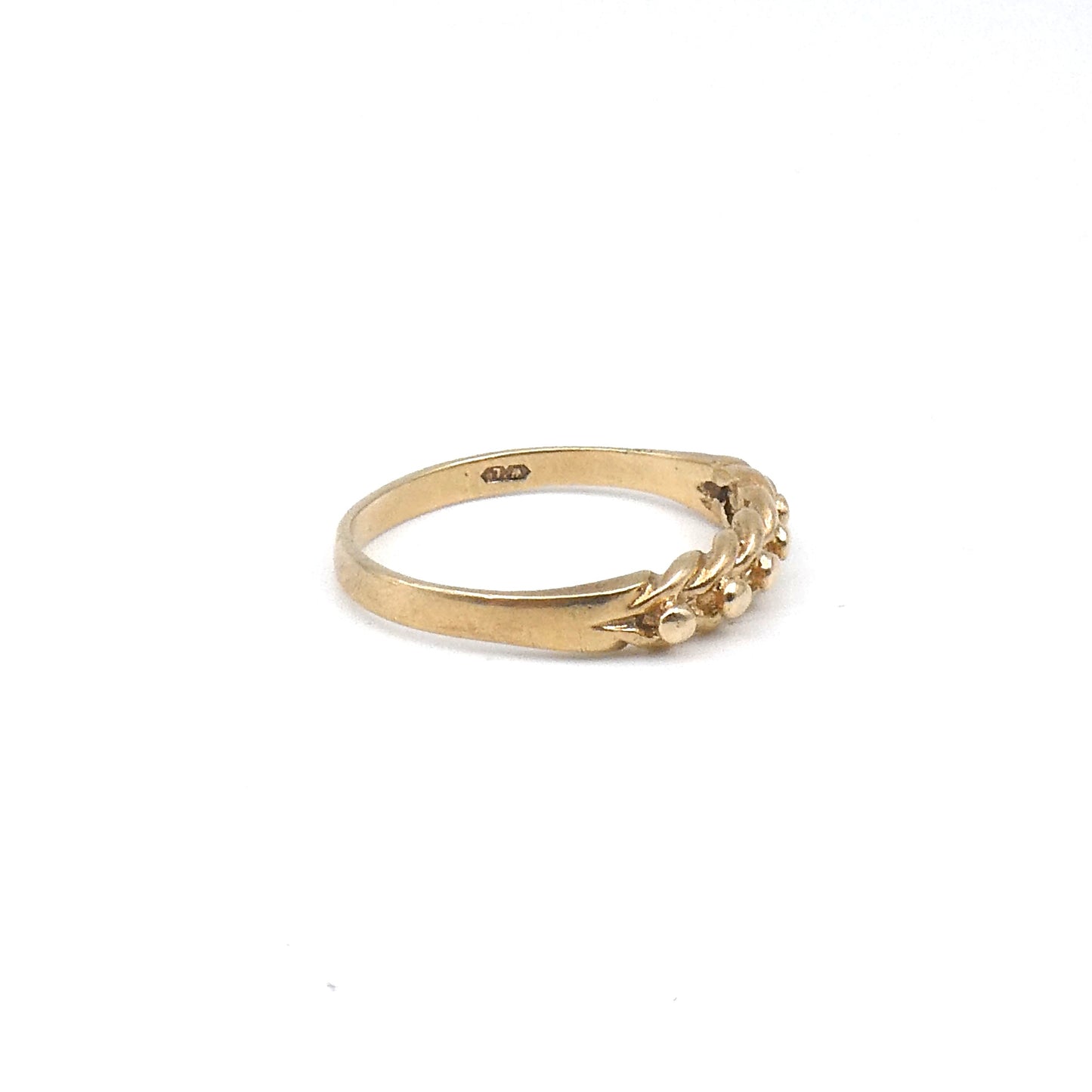 Vintage fine Keeper's ring, 9kt gold woven band.