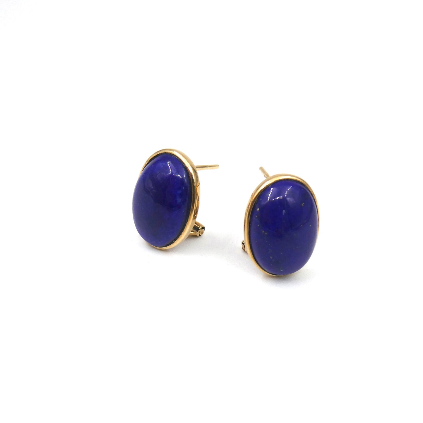 A pair of 9kt gold Lapis Lazuli Earrings, beautiful deep blue oval Earrings.