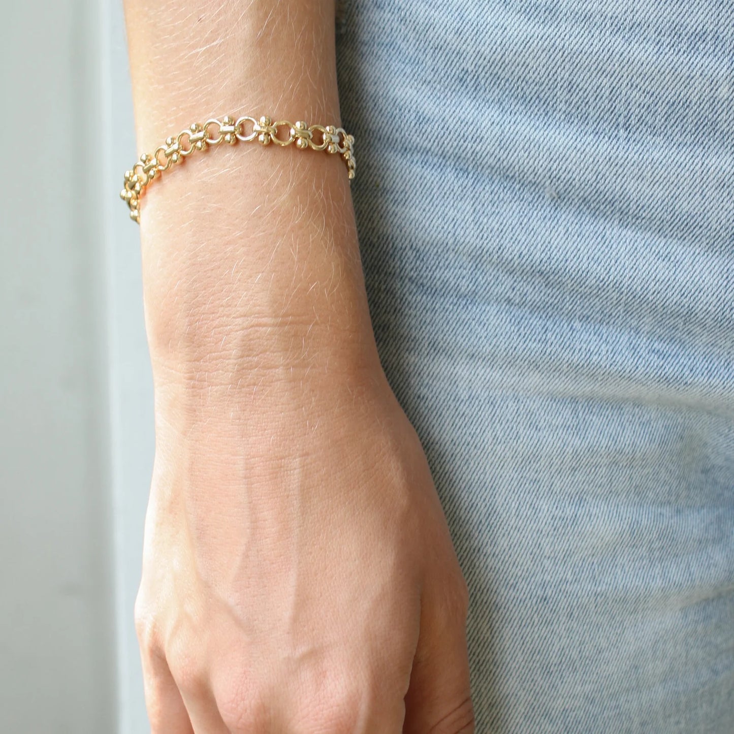 Chloe bracelet in Gold