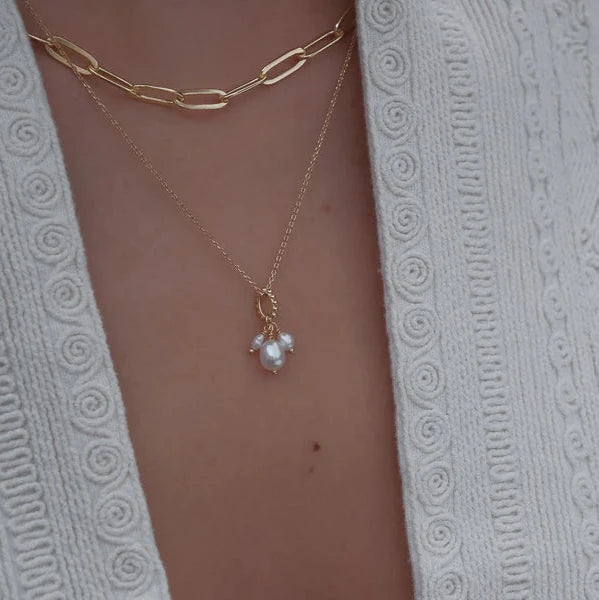 Pearl cluster Necklace