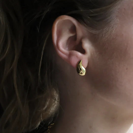 Chunky Teardrop stud