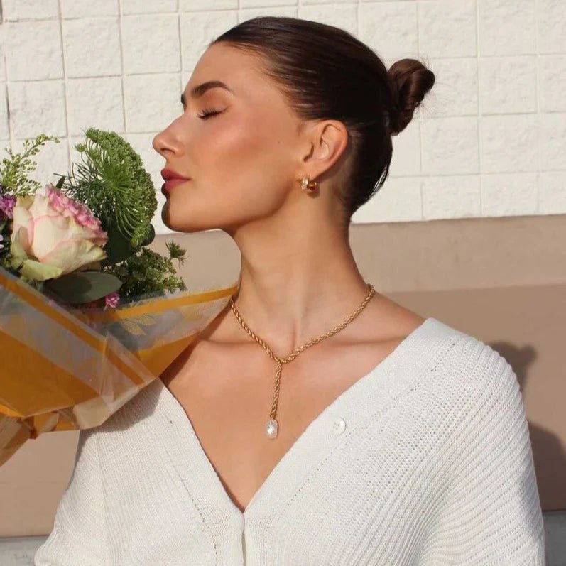 Pearl Lariat Necklace - Collected