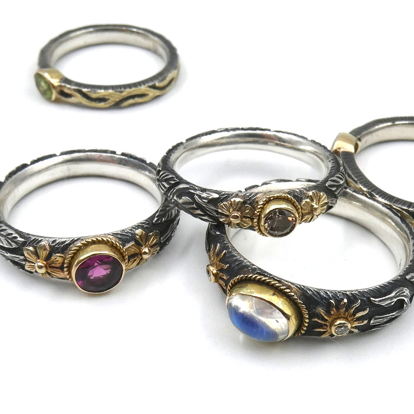 Moonstone and Diamond ring set in 18kt gold and Silver.