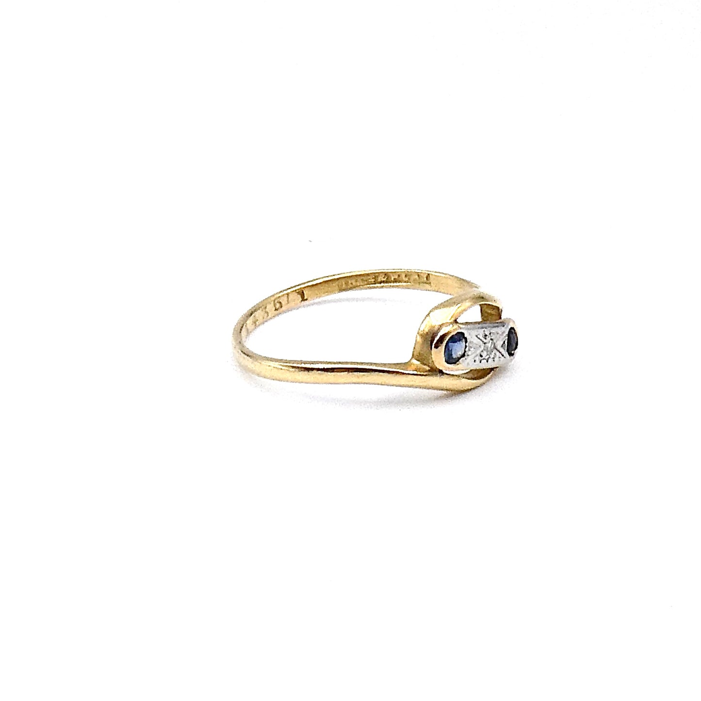 Dainty Mini Art deco Sapphire and diamond ring