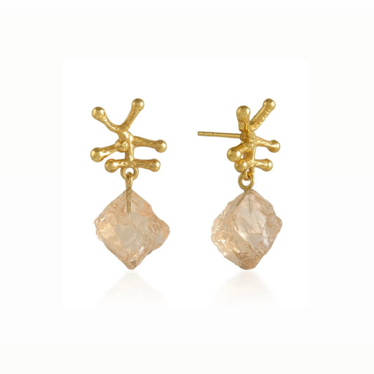 Nuria Earrings with Raw quartz crystal champagne