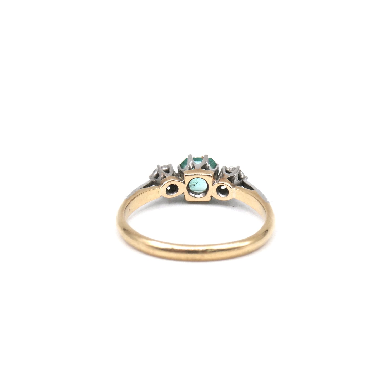 Vintage emerald diamond ring, 18kt gold and platinum.