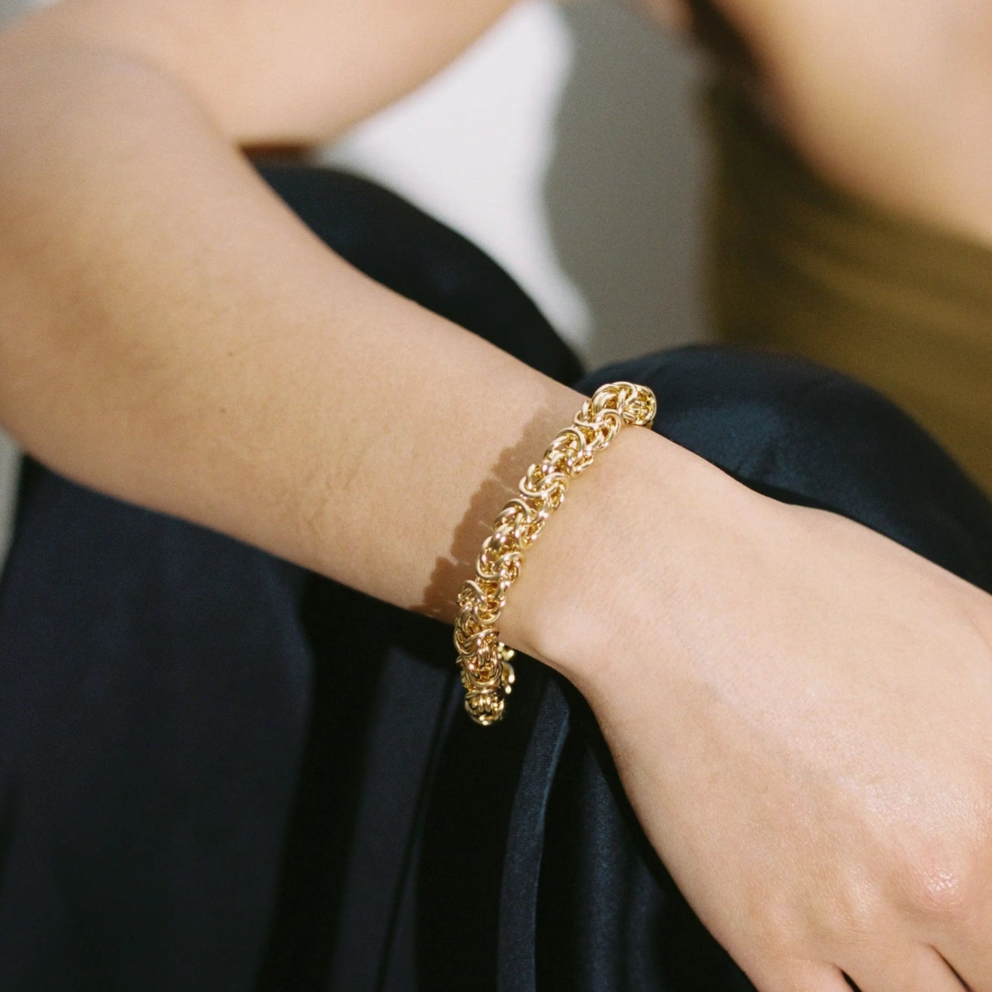Cinque statement Bracelet Gold