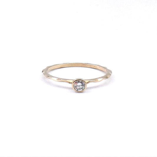 Diamond stacking ring on a 9kt wave band, preowned.