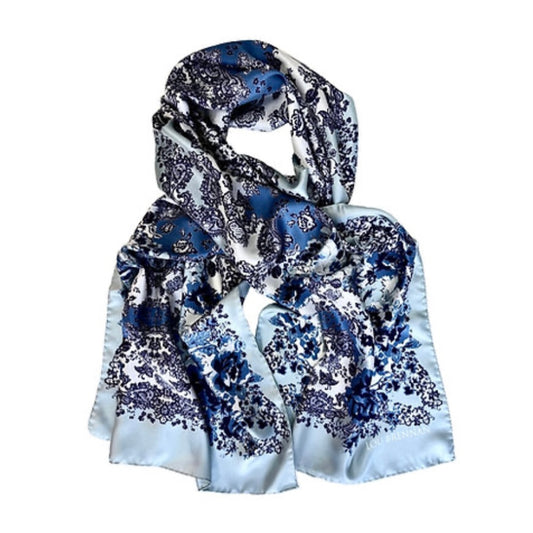 Maebh Antique Delft Blue & Tonal Roses.