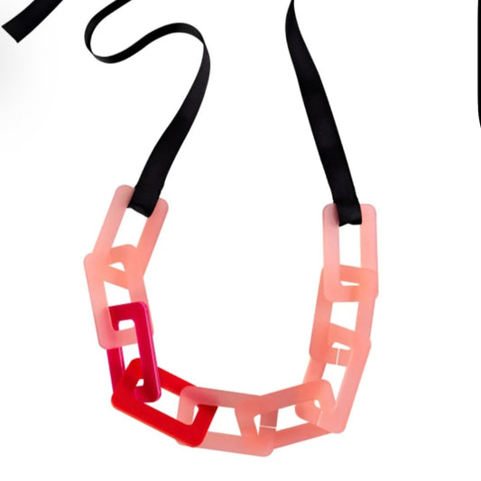 Chain Link Necklace Pink