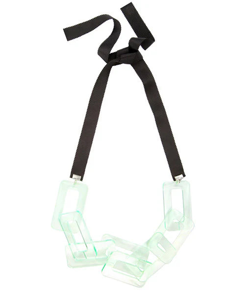 Chain link Necklace tranparent