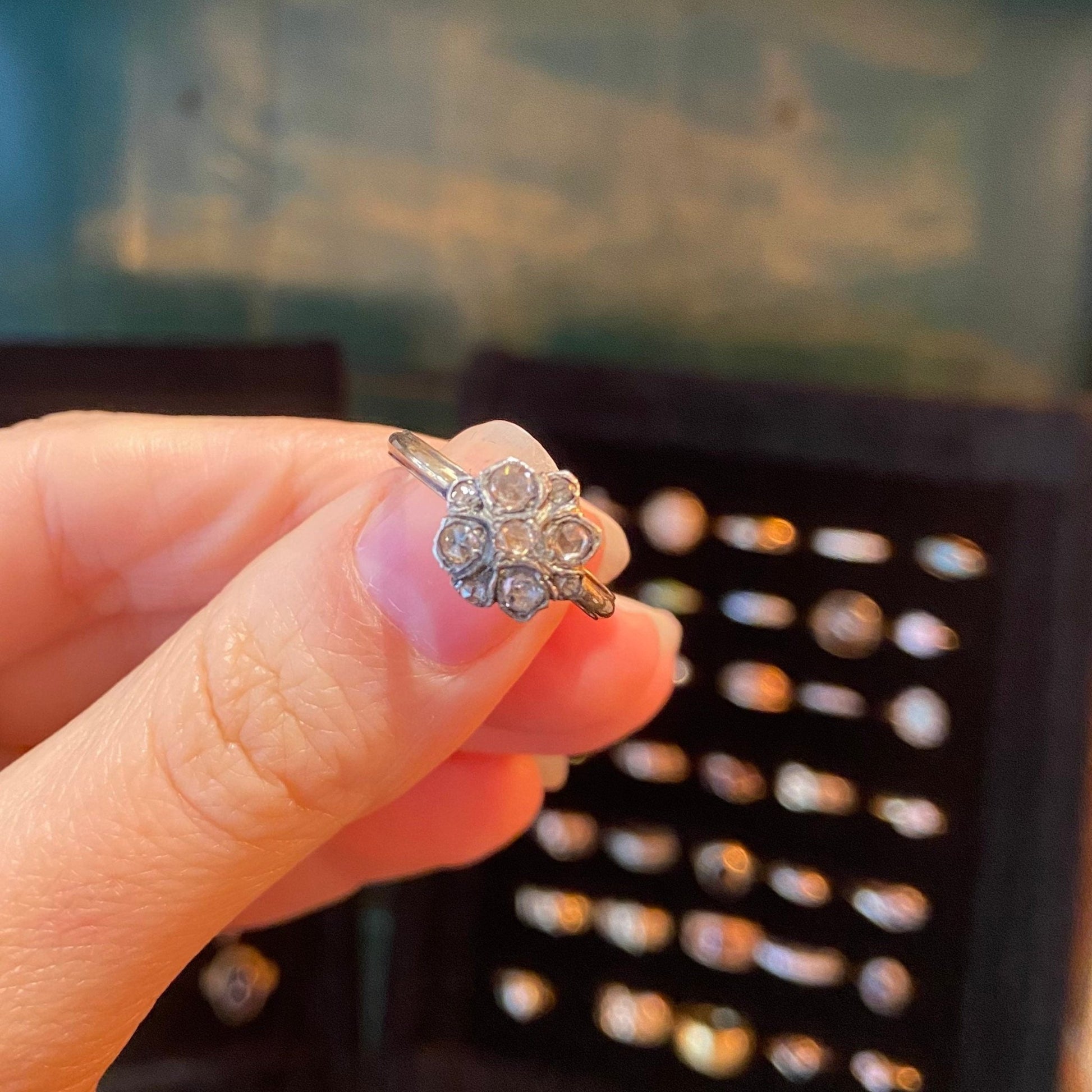Antique diamond ring set with old cut diamonds, a georgian diamond ring. - Collected