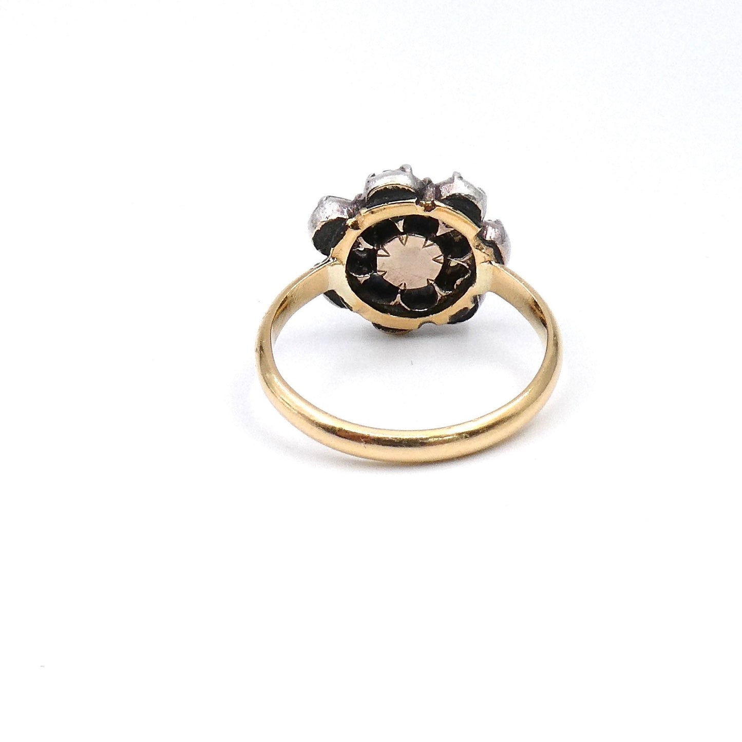 Georgian diamond ring, a rose cut antique diamond ring. - Collected
