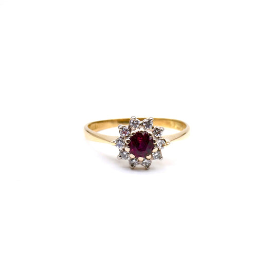 Vintage ruby diamond cluster ring, a ruby flower ring in 18kt gold. - Collected